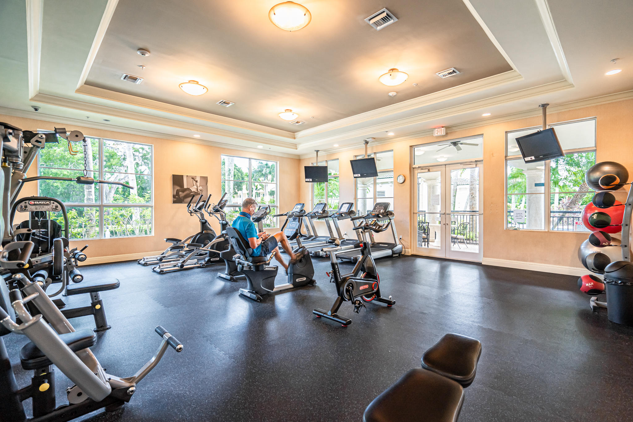 1660 Renaissance Commons Boulevard, Unit 2220 Boynton Beach, FL 33426 - Photo 29 of 41 DSC02309