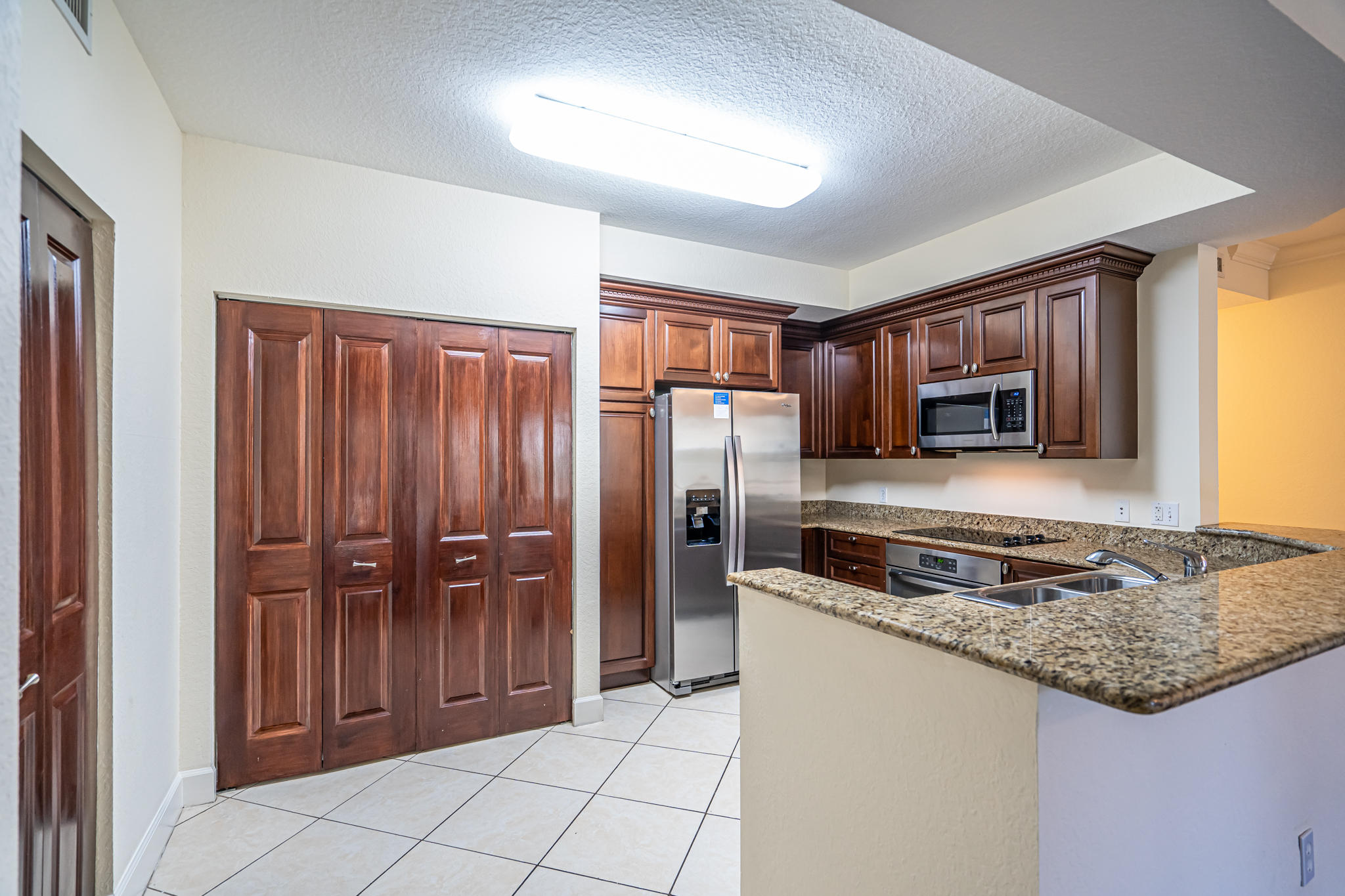 1660 Renaissance Commons Boulevard, Unit 2220 Boynton Beach, FL 33426 - Photo 7 of 41 DSC02240