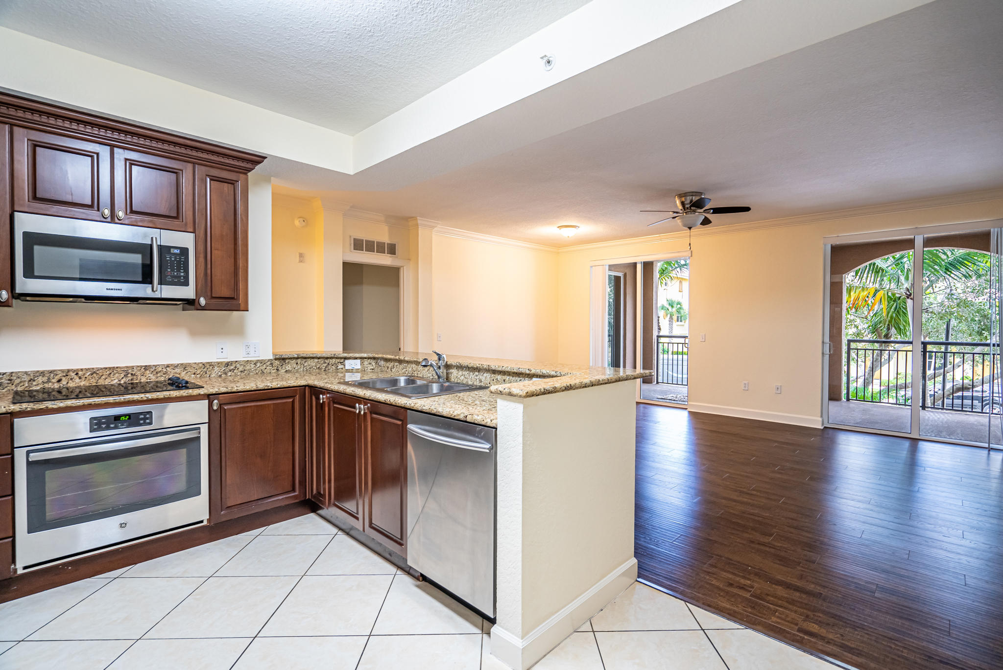 1660 Renaissance Commons Boulevard, Unit 2220 Boynton Beach, FL 33426 - Photo 8 of 41 DSC02241