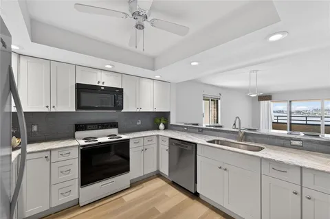 $499,000 | 138 1st Street East, Unit 302, St. Petersburg, FL 33715