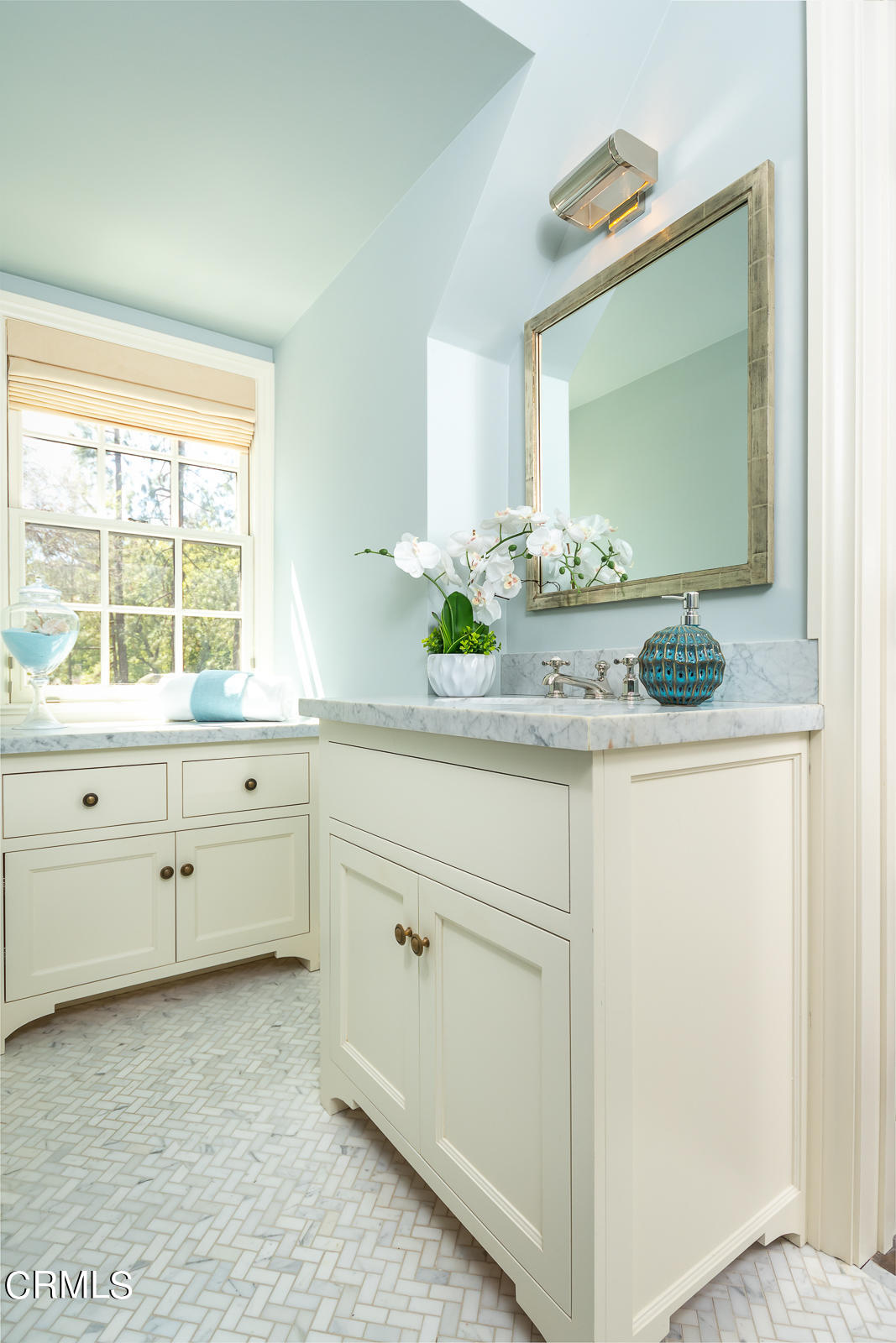 1449 Lida Street Pasadena, CA 91103 - Photo 17 of 35 a bathroom with a granite countertop sink and a mirror
