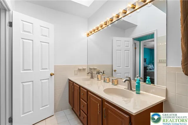 $485,000 | 2702 Northampton Street, Bethlehem, PA 18020