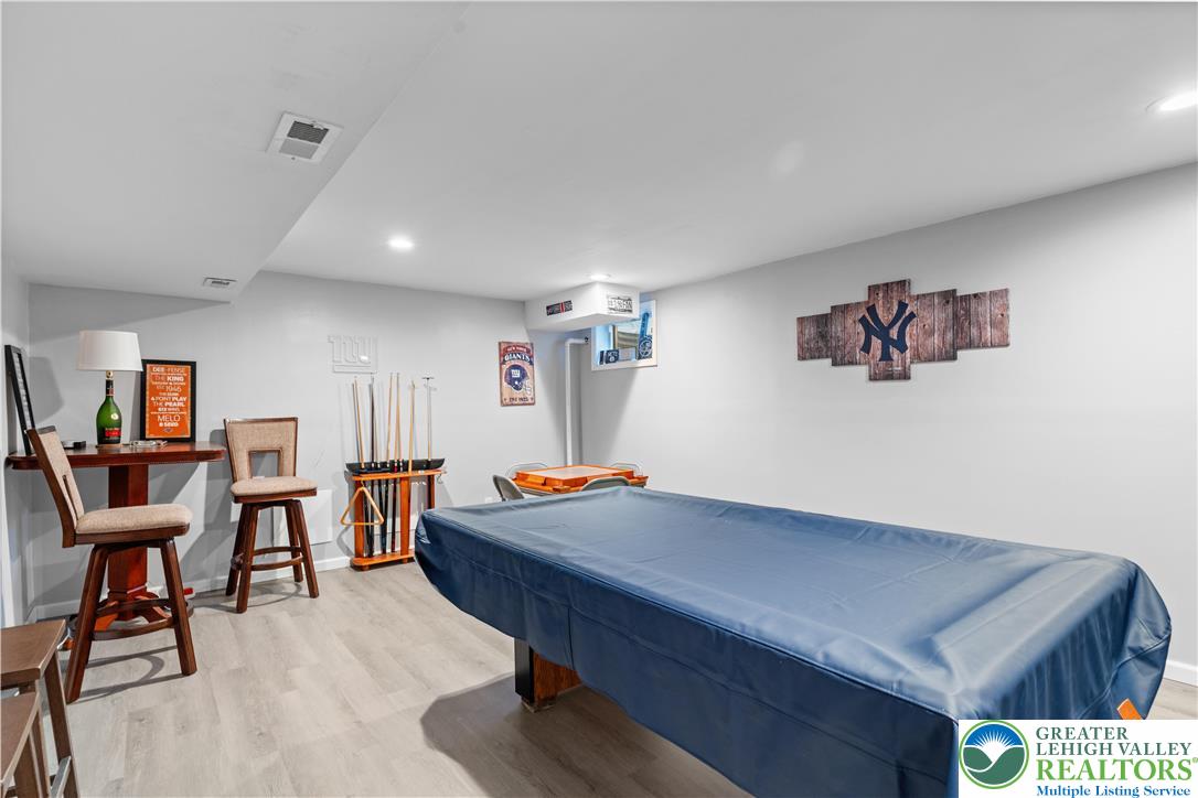 2702 Northampton Street Bethlehem, PA 18020 - Photo 41 of 51 a workspace with furniture and window