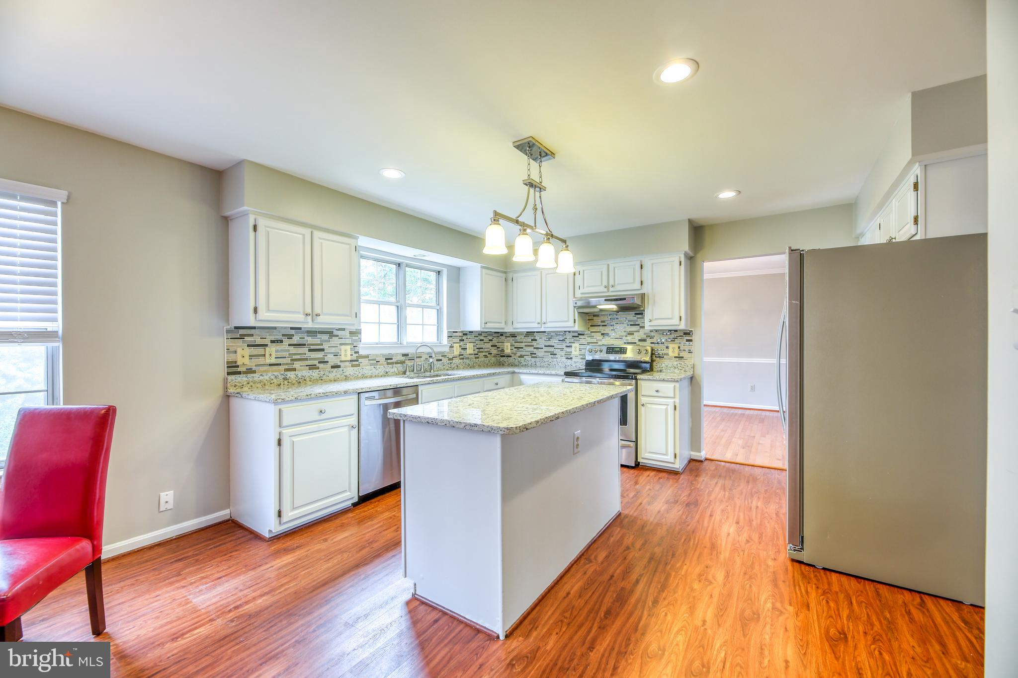 21316 Mirror Ridge Place Sterling, VA 20164 - Photo 11 of 30 Kitchen