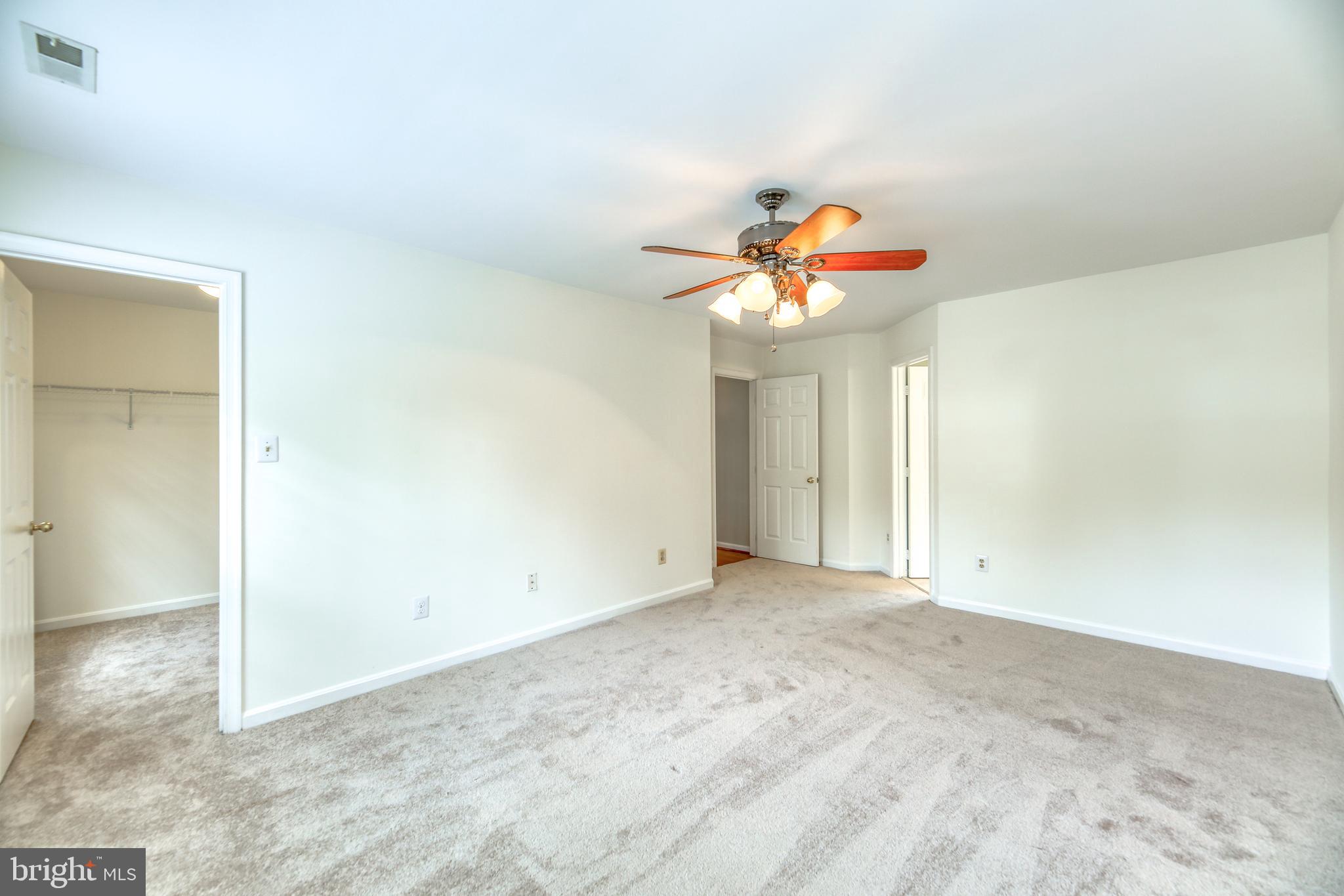 21316 Mirror Ridge Place Sterling, VA 20164 - Photo 17 of 30 Owner's Suite