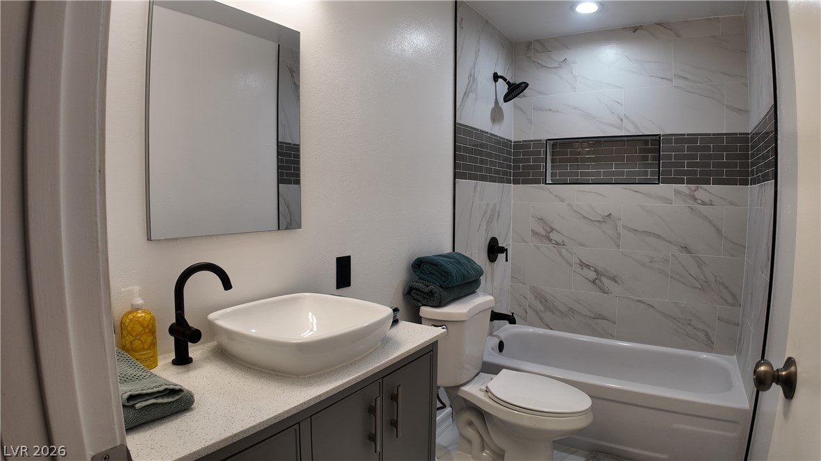 4429 Rimcrest Road Las Vegas, NV 89121 - Photo 10 of 29