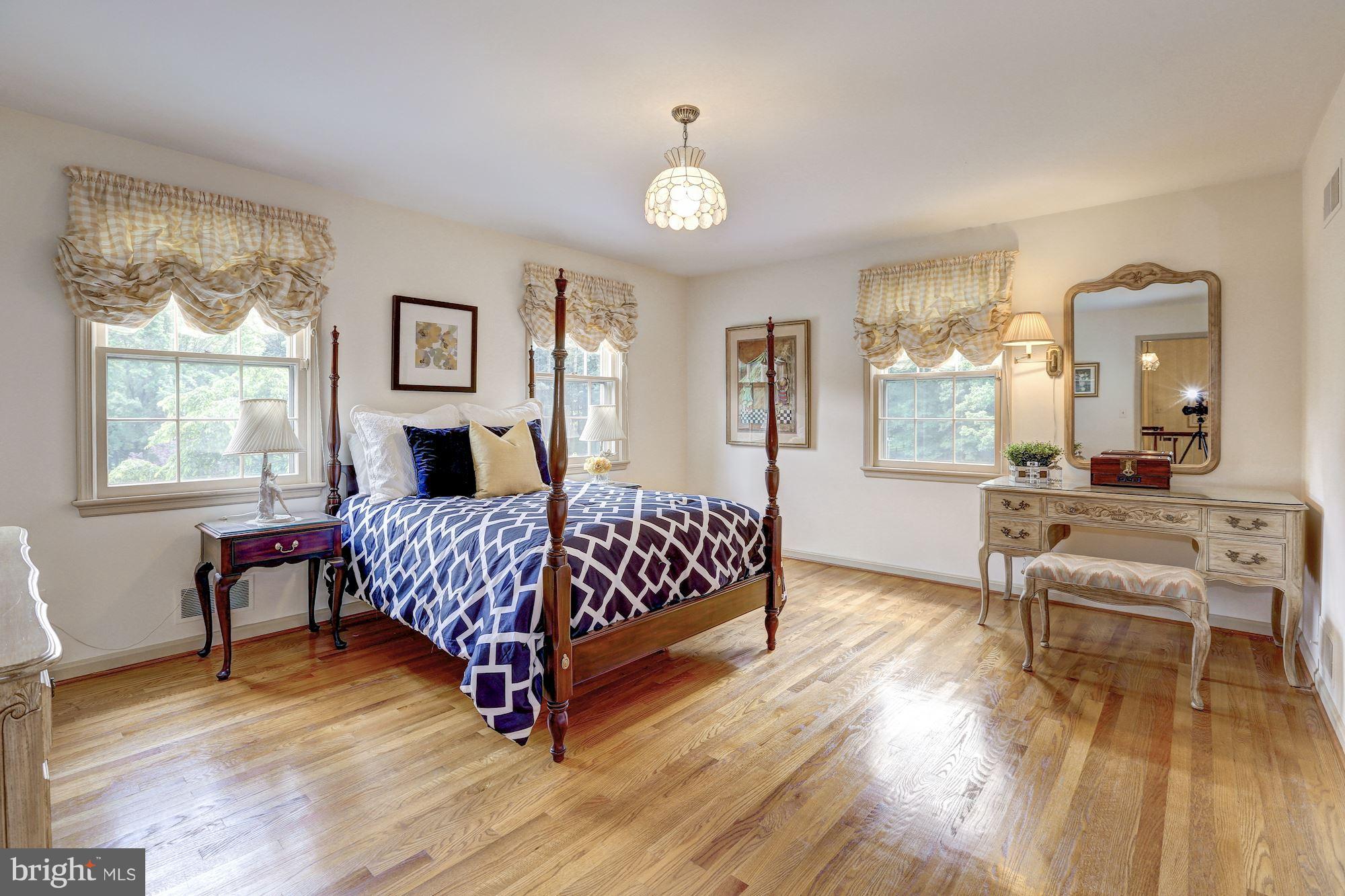 8813 Belmart Road Potomac, MD 20854 - Photo 14 of 23 Bedroom #2