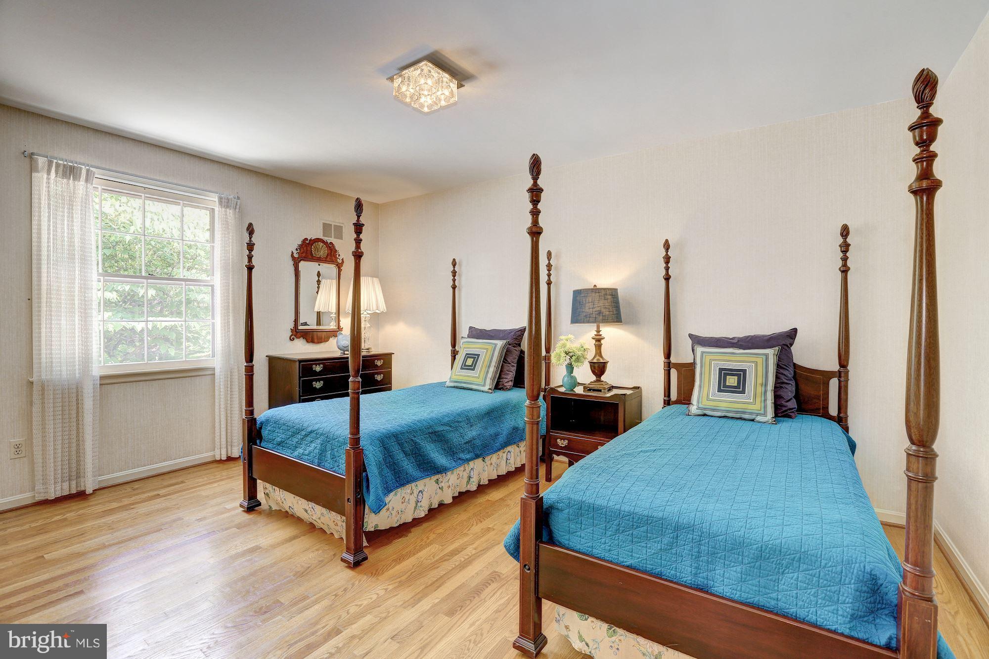8813 Belmart Road Potomac, MD 20854 - Photo 16 of 23 Bedroom #4