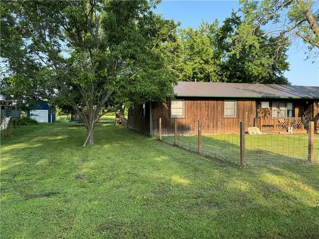 $104,900 | 605 North Locust Street, Moran, KS 66755