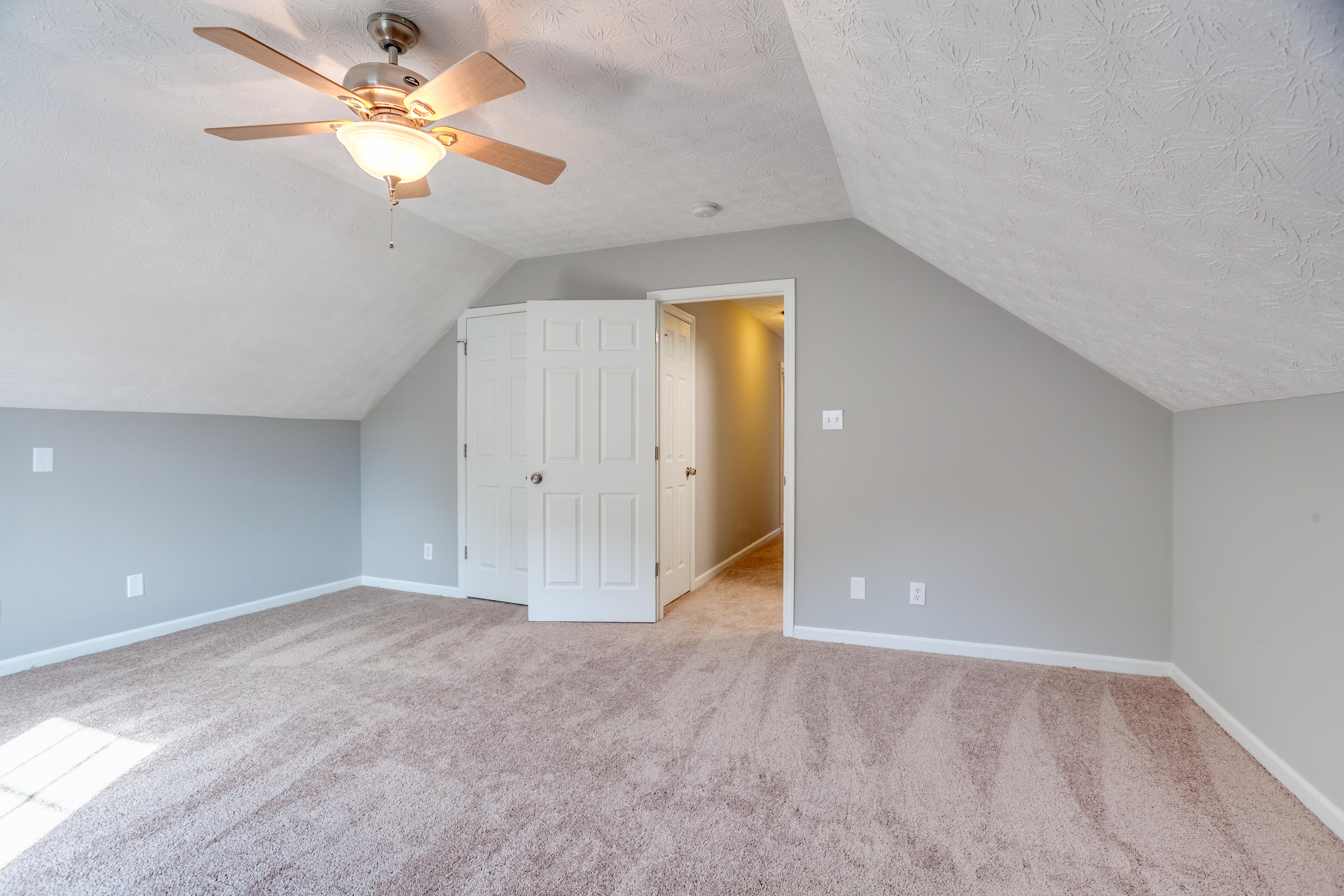 7615 Saddlegate Road Knoxville, TN 37920 - Photo 25 of 36 039191015-1-7615SaddlegateRdKnoxvilleTN-