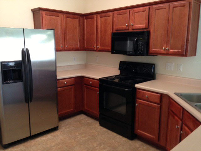 16227 Mansion Street Foley, AL 36535 - Photo 2 of 8 Kitchen