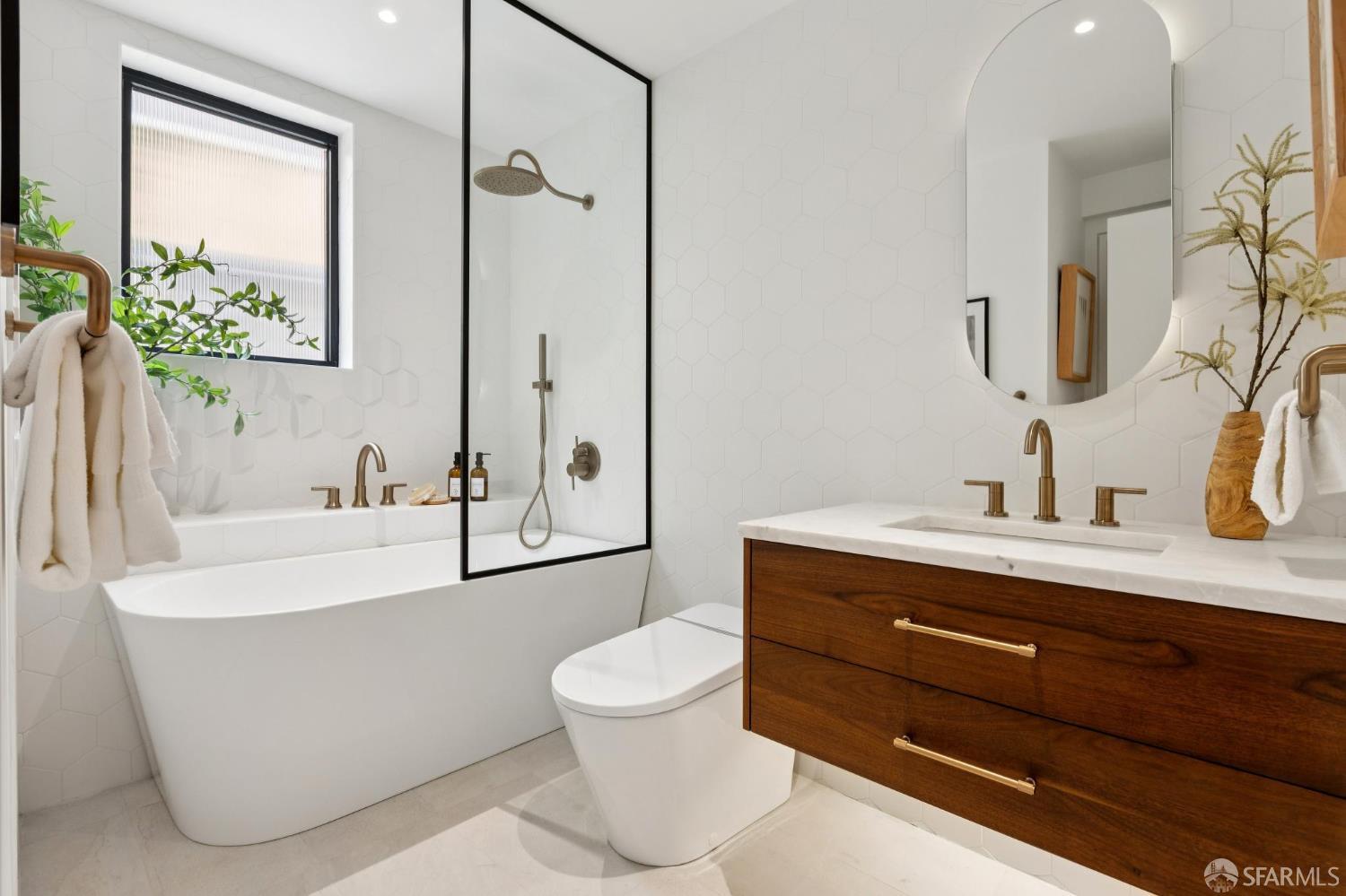 71 Manor Drive San Francisco, CA 94127 - Photo 33 of 51 a bathroom with a tub a sink and a large mirror