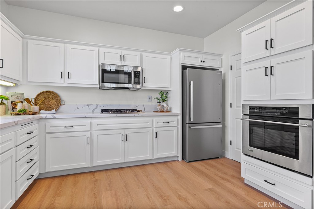 924 Riata Court Paso Robles, CA 93446 - Photo 11 of 46 New Appliances