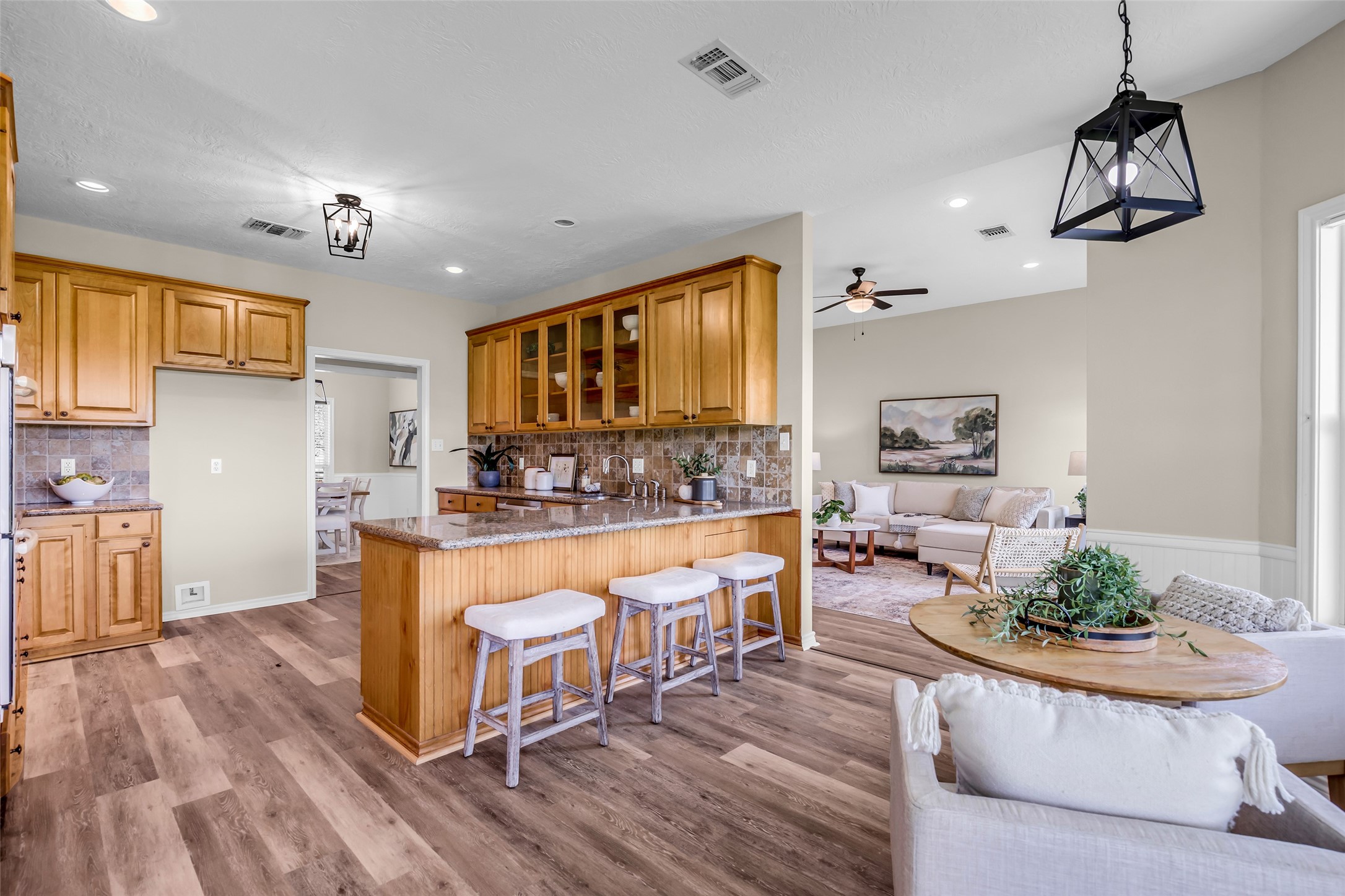 1075 Harrisburg Road Brenham, TX 77833 - Photo 16 of 48 The substantial kitchen seems even bigger with the breakfast room attached