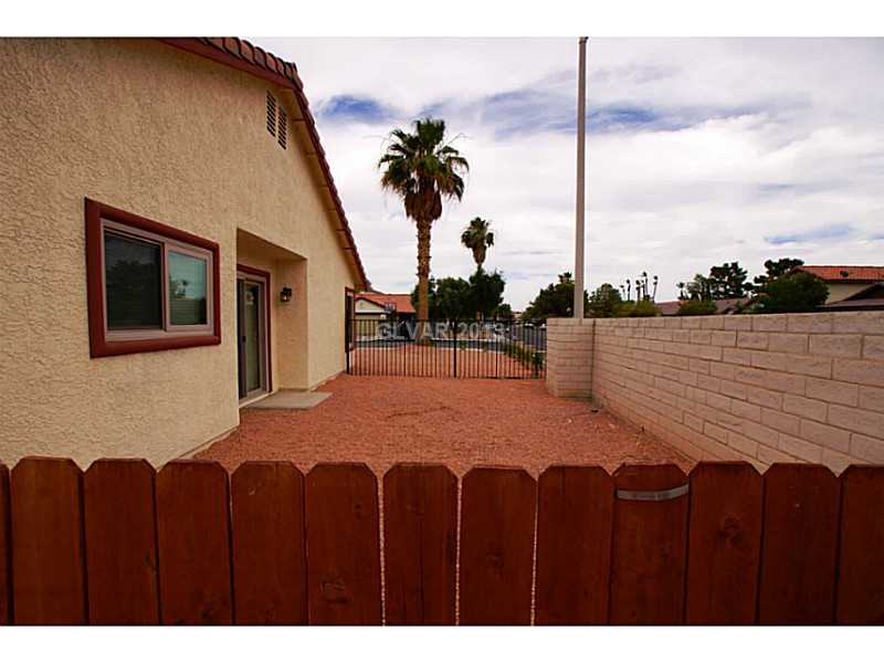 2331 Valleywood Road Henderson, NV 89014 - Photo 16 of 16 Exterior Back.