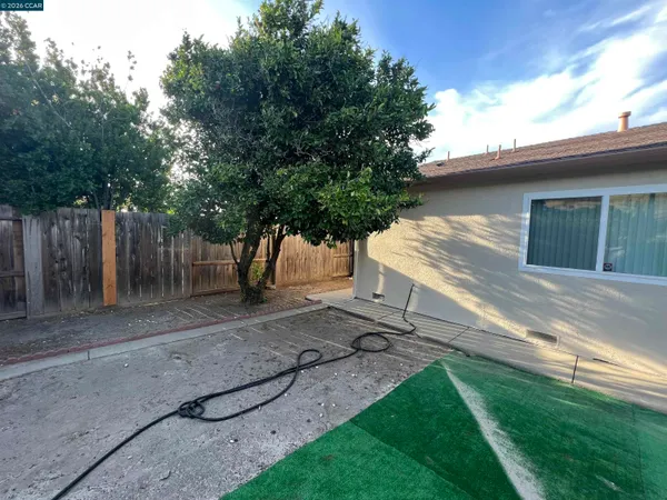 $3,300 | 1091 Alamo Court, Pittsburg, CA 94565
