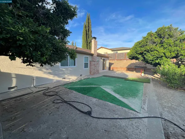 $3,300 | 1091 Alamo Court, Pittsburg, CA 94565