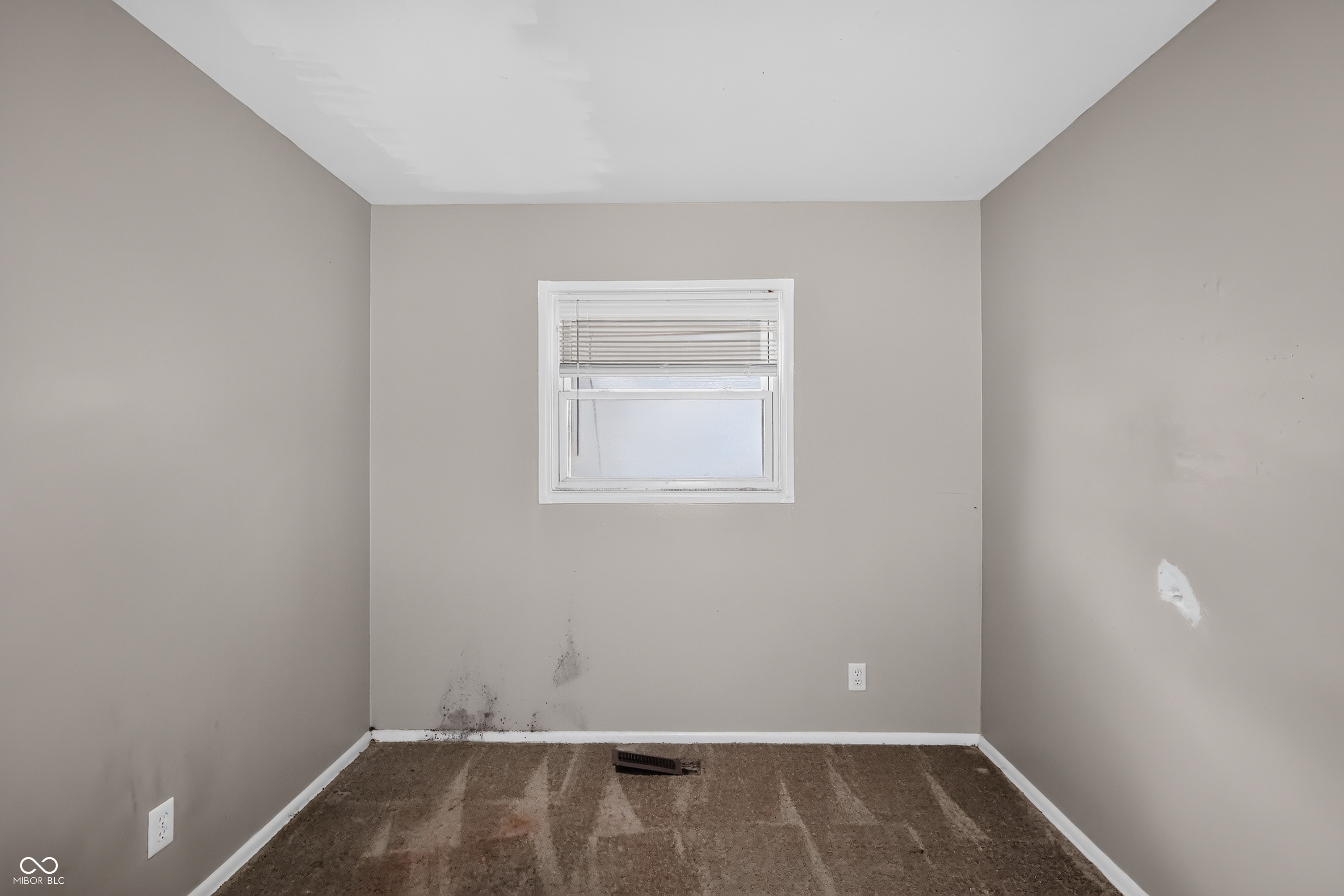 9926 Montery Road Indianapolis, IN 46235 - Photo 11 of 16