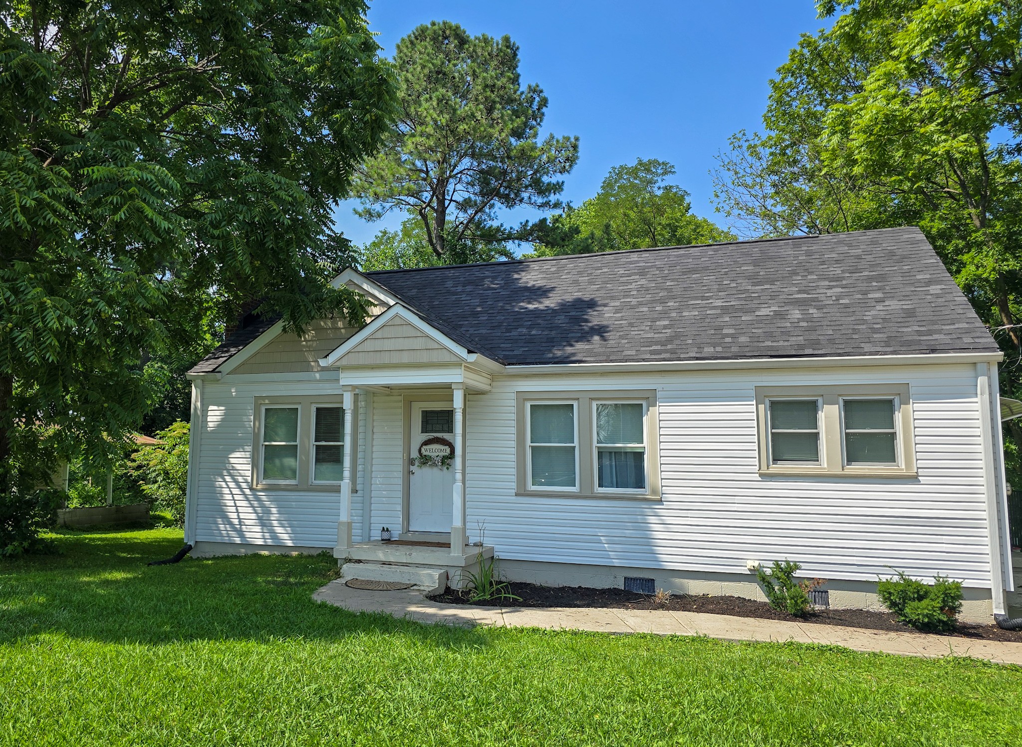 103 Oak Street Portland, TN 37148 - Photo 1 of 10