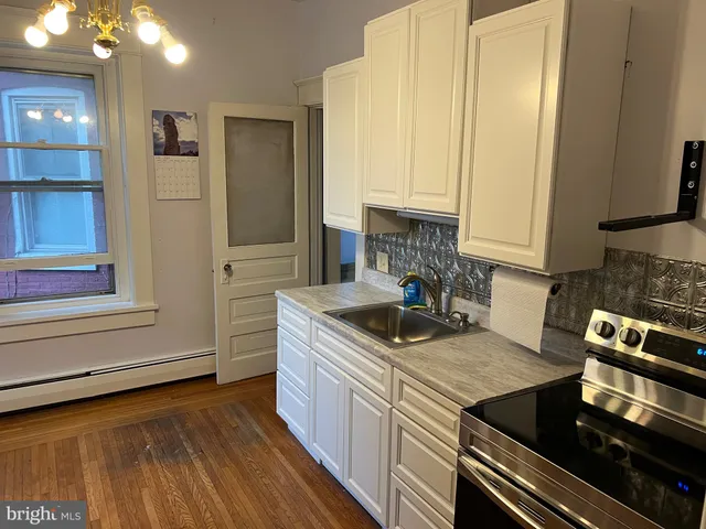 $1,000 | 221 South Reading Avenue, Boyertown, PA 19512