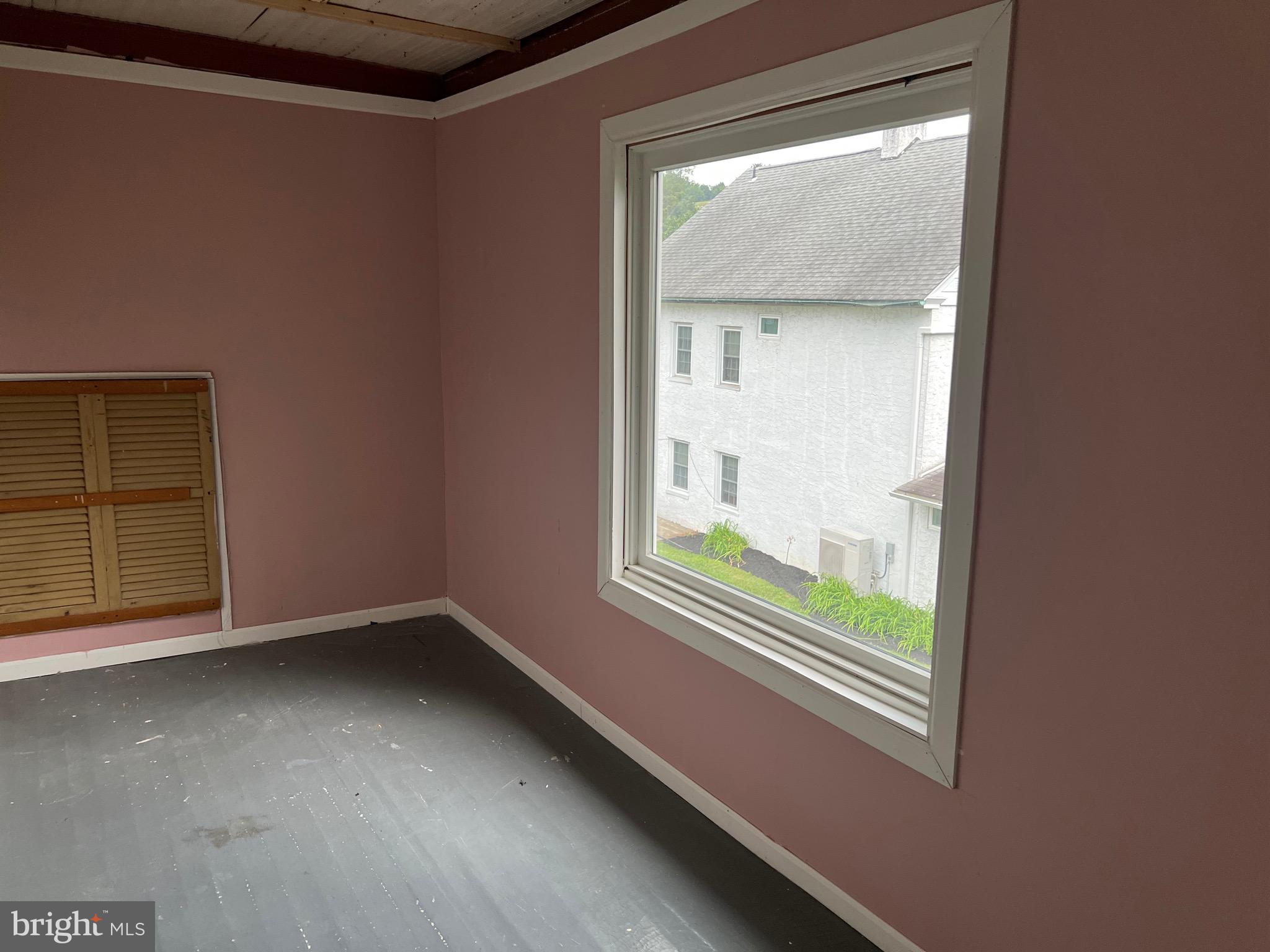 221 South Reading Avenue Boyertown, PA 19512 - Photo 8 of 11