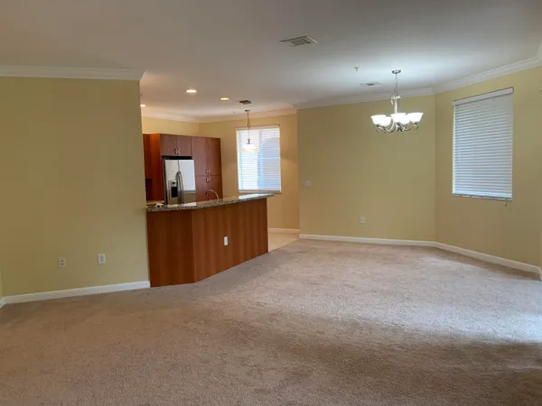 $3,300 | 3055 Northwest 126th Avenue, Unit 323, Sunrise, FL 33323