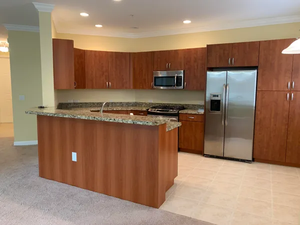 $3,300 | 3055 Northwest 126th Avenue, Unit 323, Sunrise, FL 33323