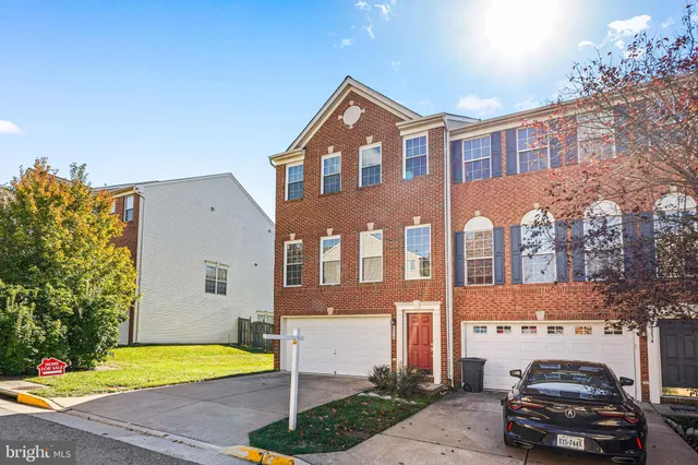 $665,000 | 8256 Shannons Landing Way, Lorton, VA 22079