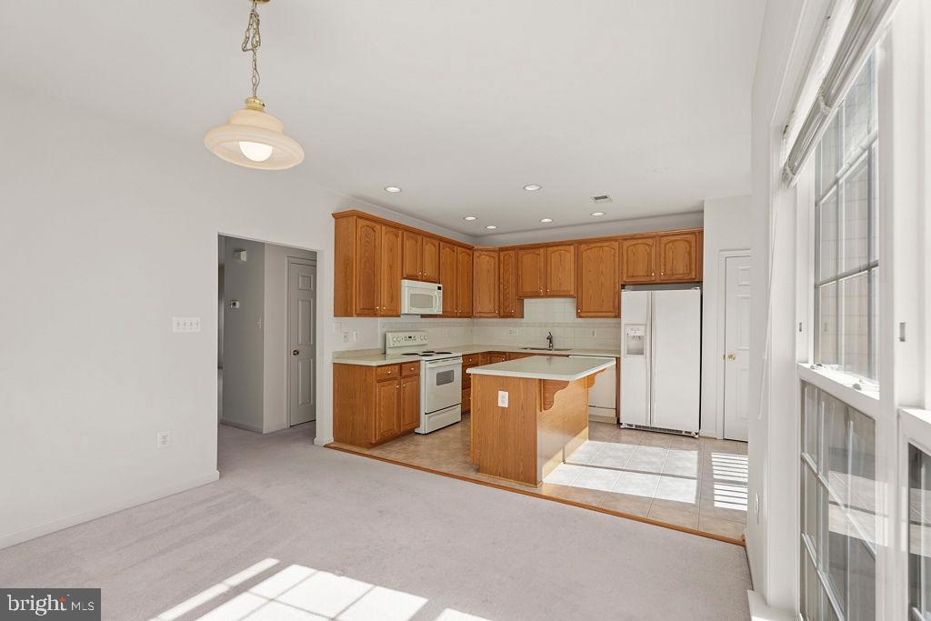 8256 Shannons Landing Way Lorton, VA 22079 - Photo 13 of 46