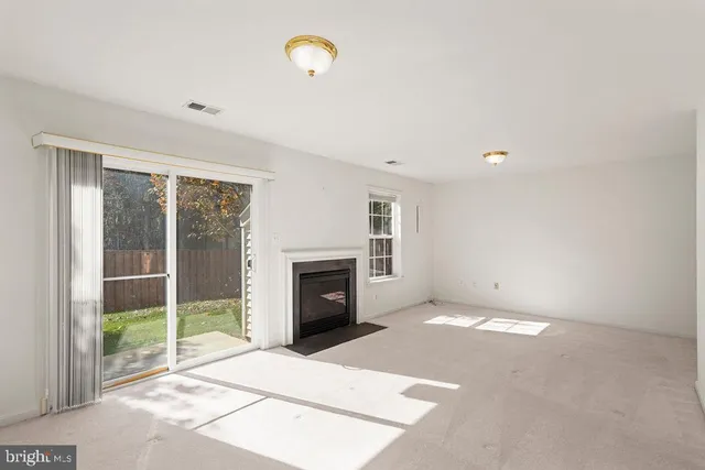 $665,000 | 8256 Shannons Landing Way, Lorton, VA 22079