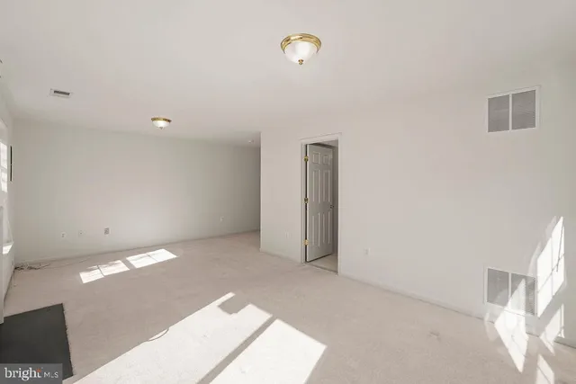 $665,000 | 8256 Shannons Landing Way, Lorton, VA 22079