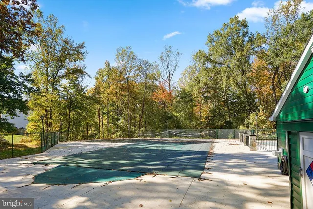 $665,000 | 8256 Shannons Landing Way, Lorton, VA 22079