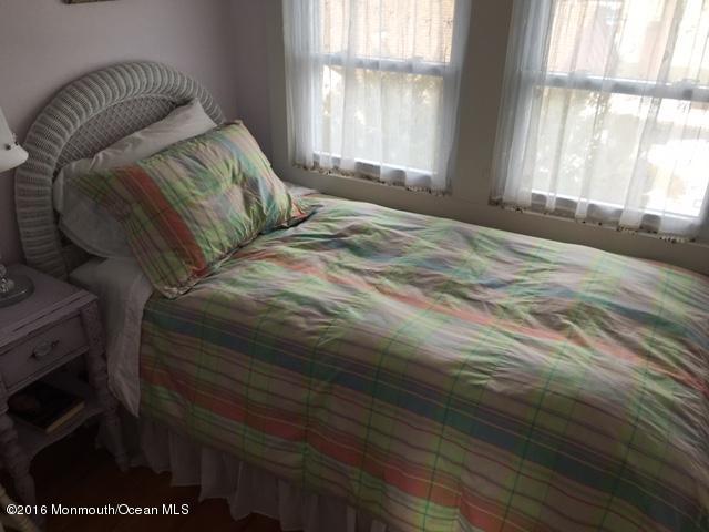1619 West Maplewood Road Wall, NJ 07719 - Photo 13 of 25 Bonus room