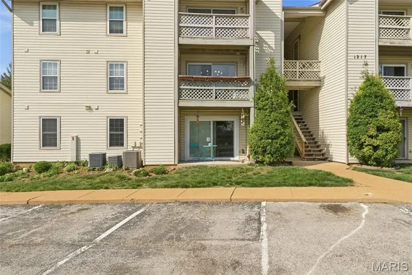 $167,900 | 1217 Mangrove Lane, Unit 5, St. Louis, MO 63125