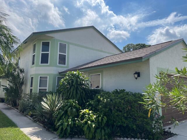 5472 Berry Blossom Way East  