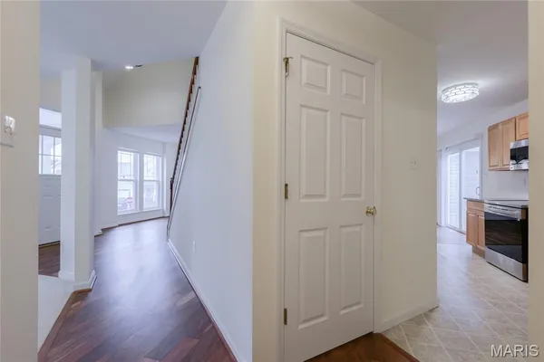 $359,900 | 243 Vivaron Avenue, St. Charles, MO 63303