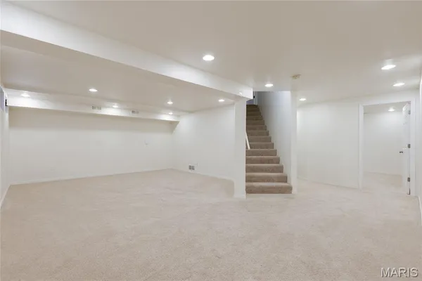 $359,900 | 243 Vivaron Avenue, St. Charles, MO 63303