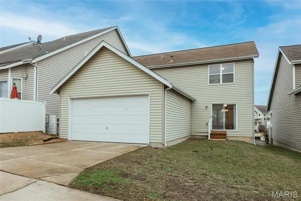 $359,900 | 243 Vivaron Avenue, St. Charles, MO 63303