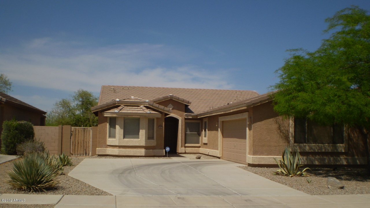 2538 West Maldonado Road Phoenix, AZ 85041 - Photo 1 of 16 front
