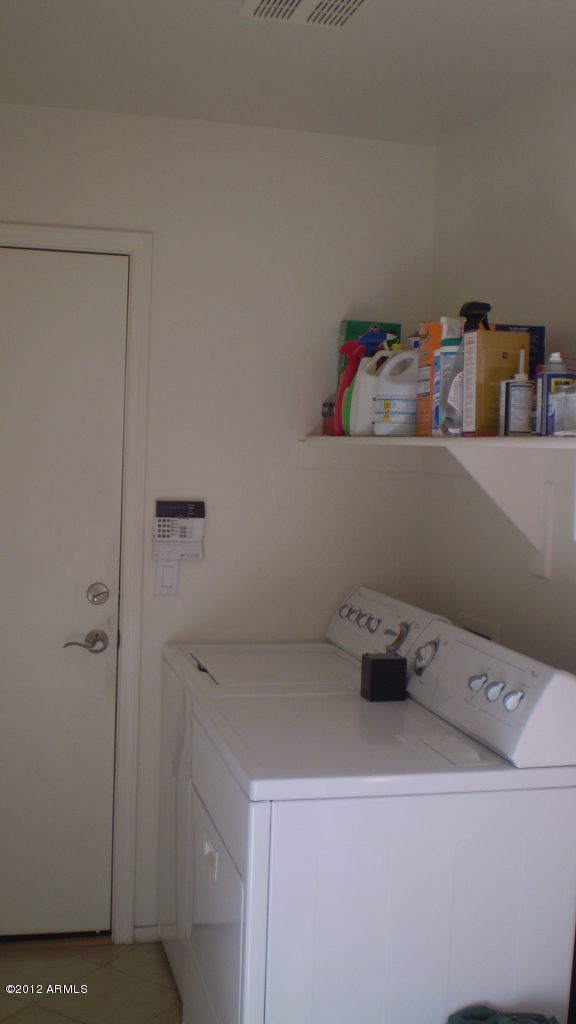 2538 West Maldonado Road Phoenix, AZ 85041 - Photo 16 of 16 w/d room