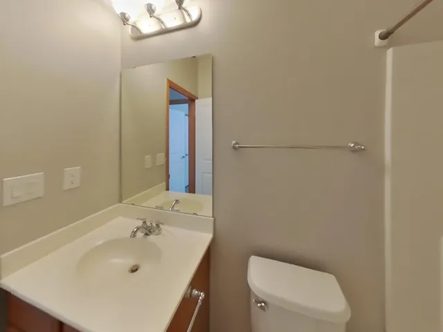 $2,699 | 1627 Fox Hunt Way, Victoria, MN 55386