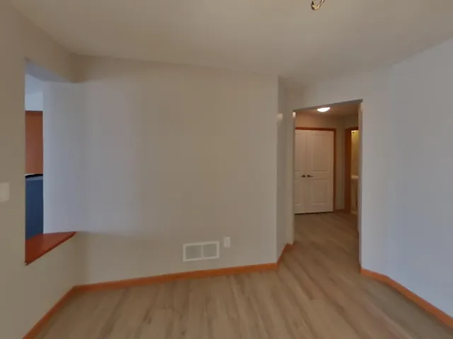 $2,699 | 1627 Fox Hunt Way, Victoria, MN 55386