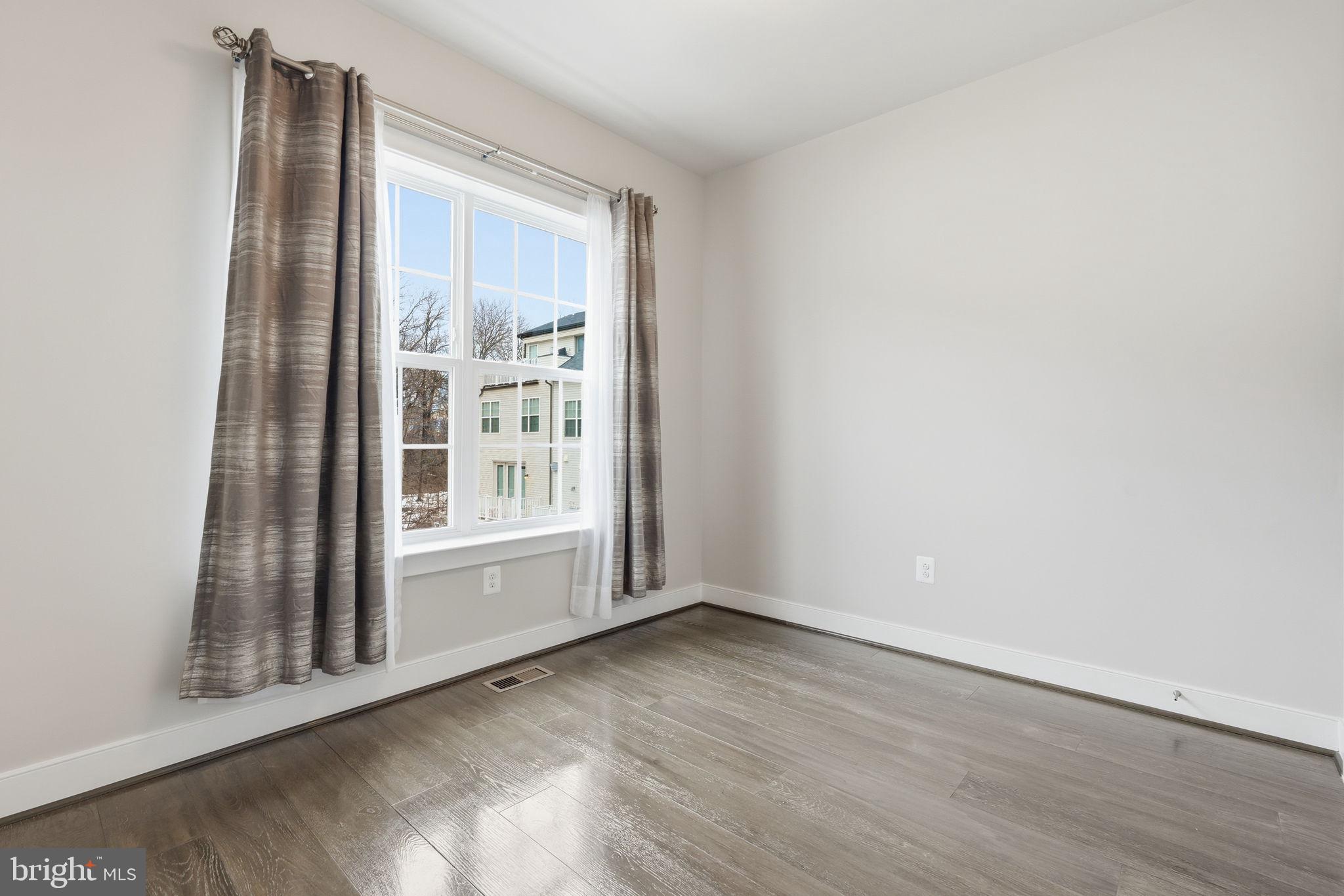 2511 Auden Drive Silver Spring, MD 20906 - Photo 23 of 43 2nd bedroom