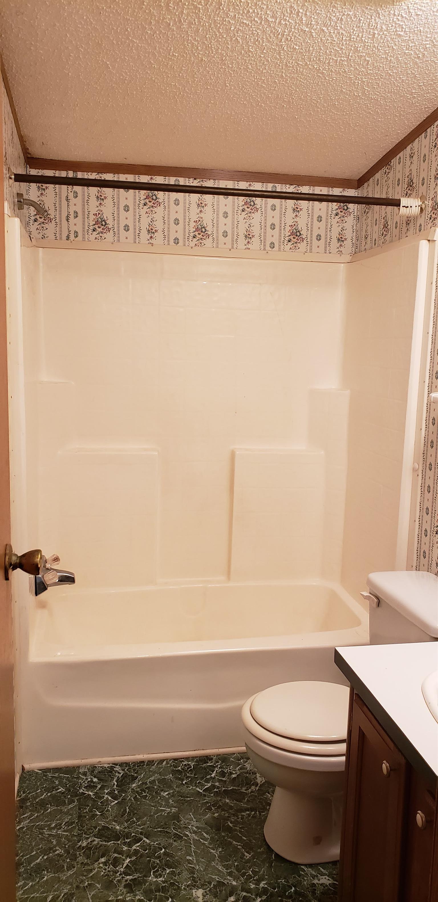 39 Bluff Road St. Joseph, TN 38481 - Photo 6 of 7 bathroom