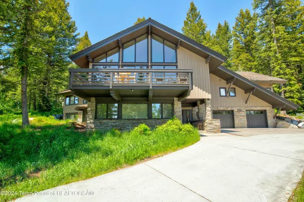 $11,950,000 | 3745 West Curtiss Drive, Teton Village, WY 83025