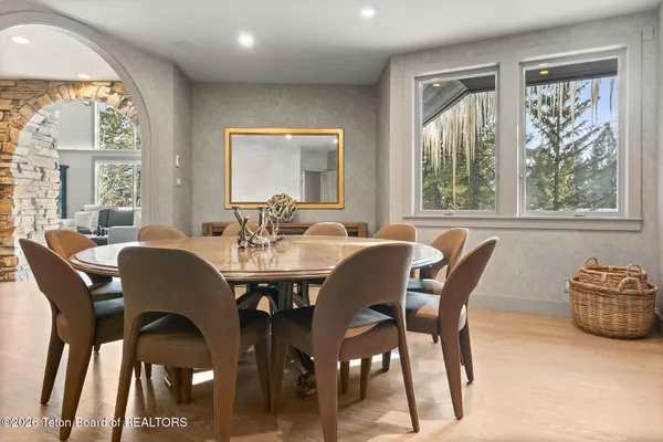 $11,950,000 | 3745 West Curtiss Drive, Teton Village, WY 83025