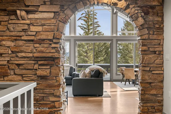 $11,950,000 | 3745 West Curtiss Drive, Teton Village, WY 83025