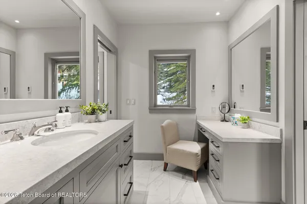 $11,950,000 | 3745 West Curtiss Drive, Teton Village, WY 83025