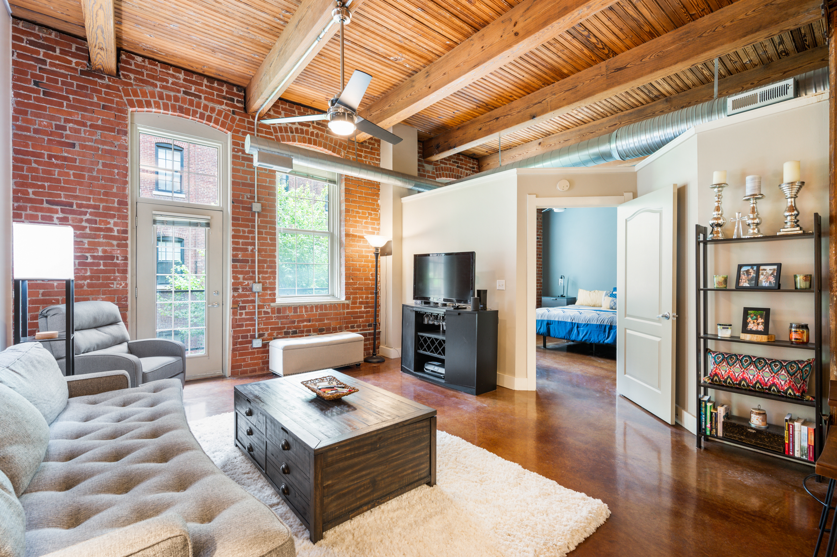 55 South Harding Street, Unit 206 Indianapolis, IN 46222 - Photo 5 of 20
