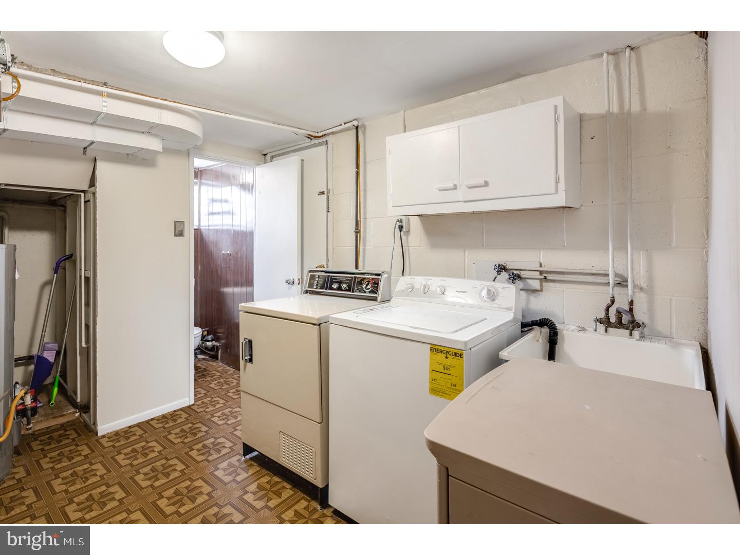 12033 Tyrone Road Philadelphia, PA 19154 - Photo 14 of 23